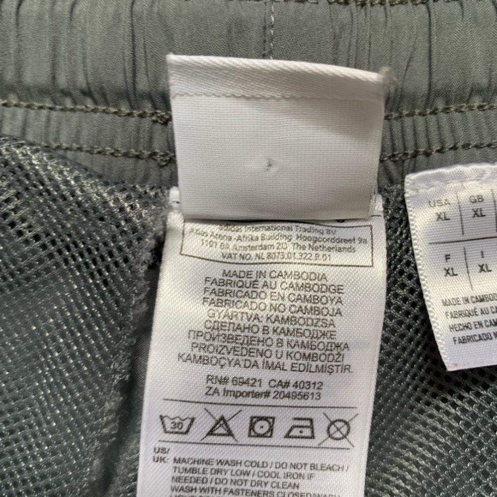 Reebok Size‎ XL SpeedWick 30” Inseam sweatpants with front and back pockets - Picture 6 of 9